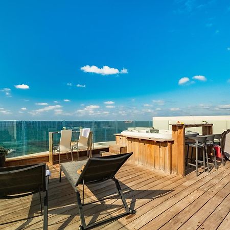 Penthouse 3Br + Roof Top + Parking - On The Beach حيفا المظهر الخارجي الصورة