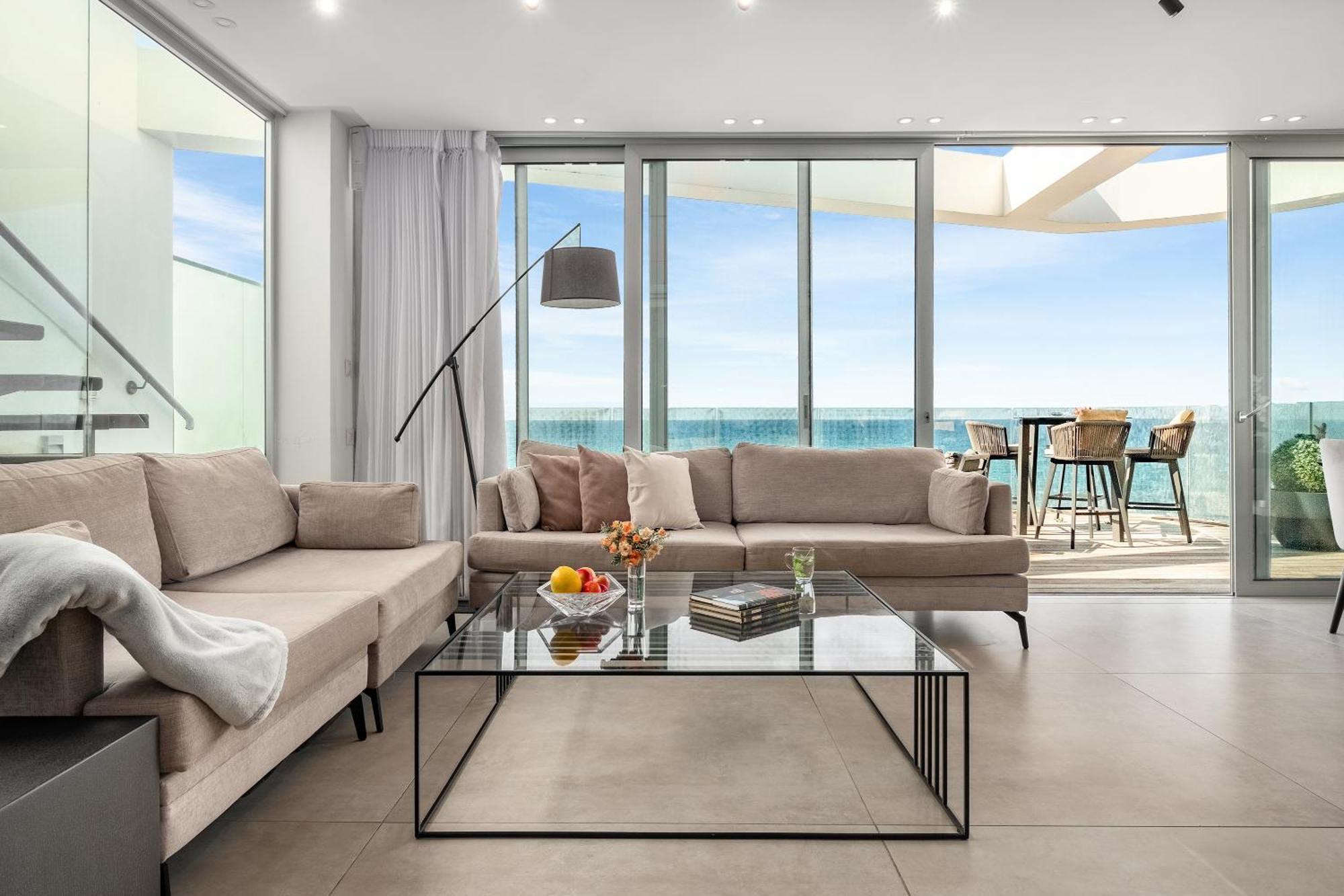 Penthouse 3Br + Roof Top + Parking - On The Beach حيفا المظهر الخارجي الصورة