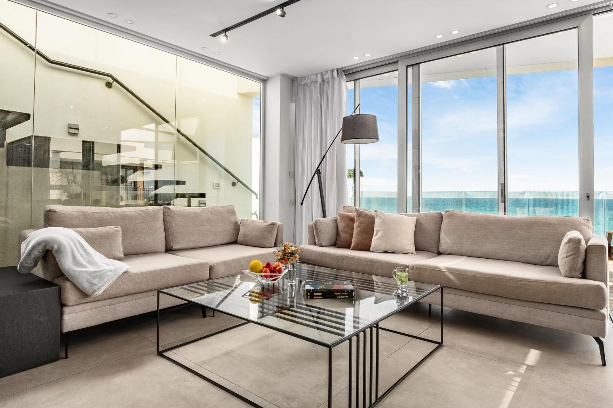 Penthouse 3Br + Roof Top + Parking - On The Beach حيفا المظهر الخارجي الصورة