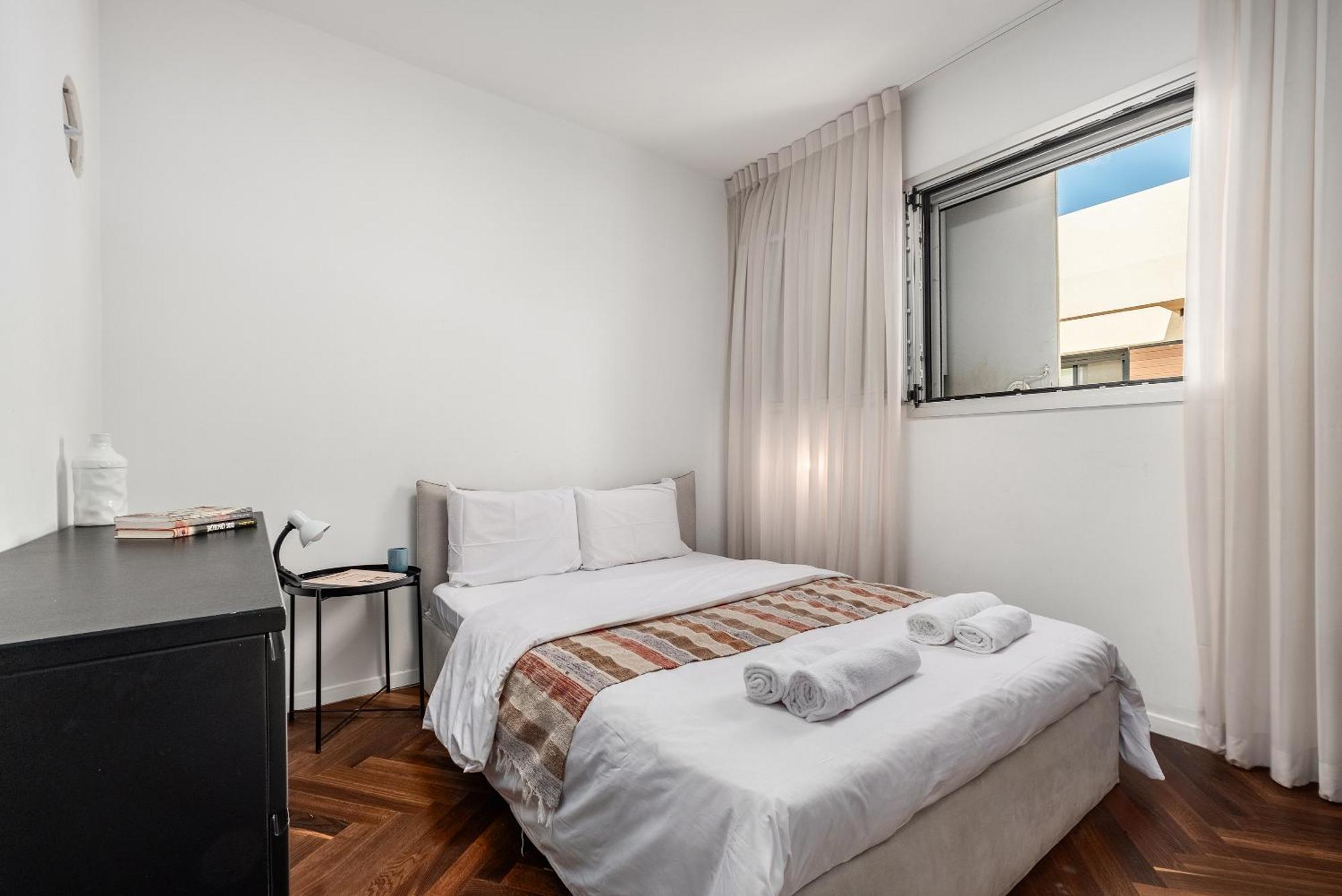 Penthouse 3Br + Roof Top + Parking - On The Beach حيفا المظهر الخارجي الصورة
